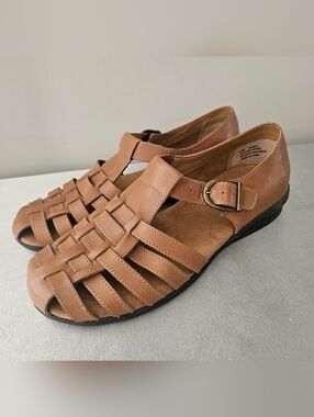 NWOB ARRAY Aruba Womens Brown Leather Fisherman Closed Toe Sandals